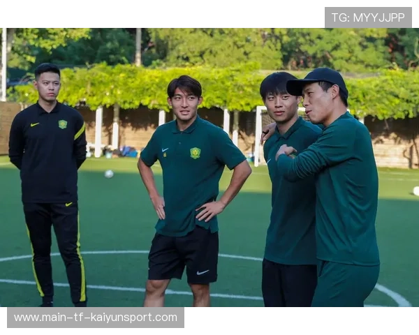 足球教练是否具备因材施教的教学能力，一个足球教练员应该具备哪些基本素质和能力并阐述